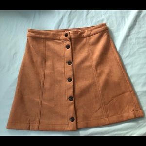NEVER WORN: Faux suede mini skirt